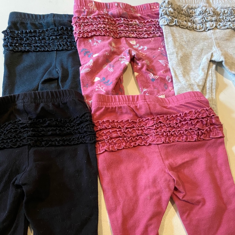 5pairs of baby girl 6 month pants. Bundle